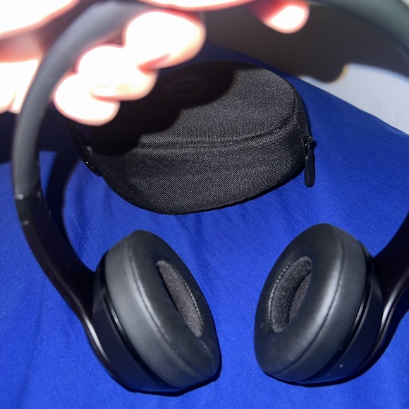 Beats Solo 3 - Picture 3 of 4